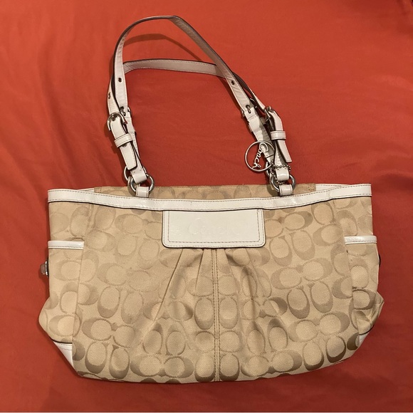 Vintage Coach Signature Logo Shoulder Bag - Picture 1 of 15